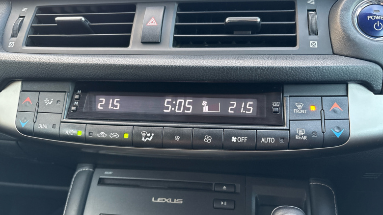 Lexus CT 200h 1.8 Advance 5dr CVT Auto Hybrid Hatchback